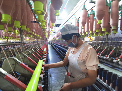 搭建就业平台 助力精准扶贫